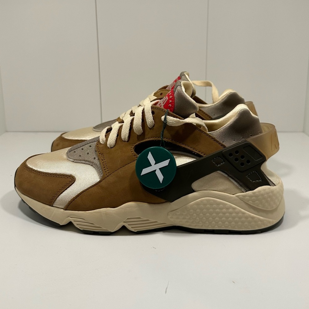 Stussy x Air Huarache LE 'Desert Oak' 2021